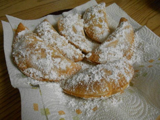 Guava and Cream Cheese Empanadas