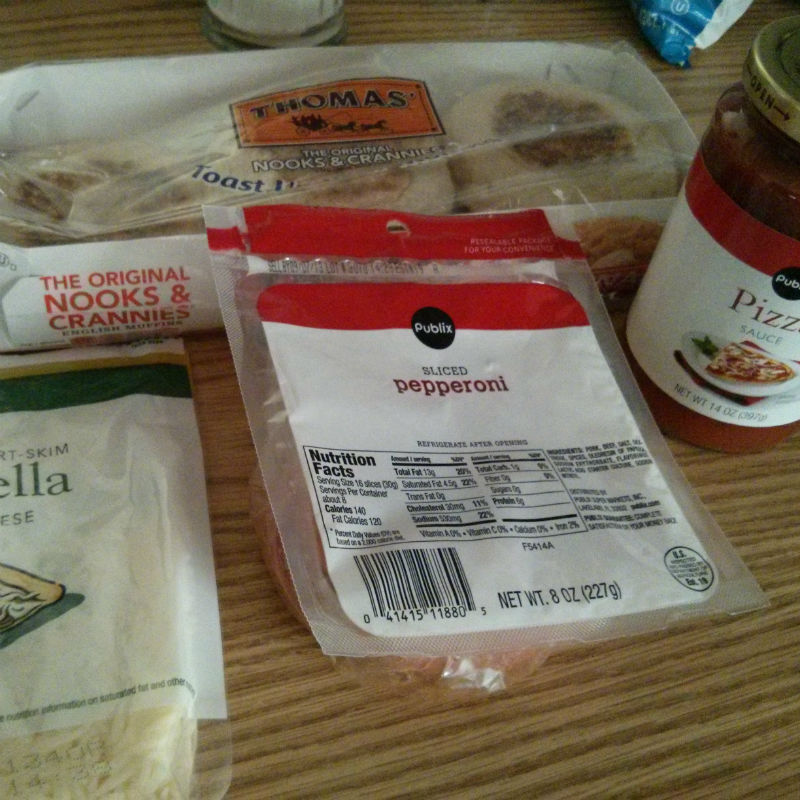 English Muffin Pizza ingredients