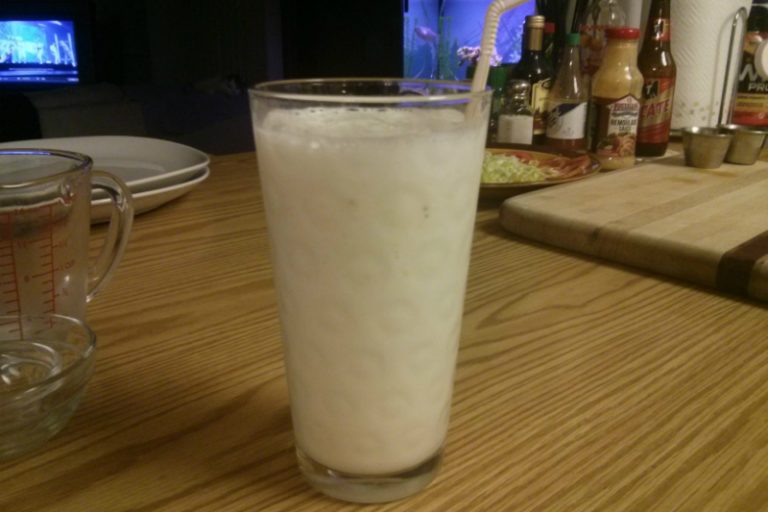 Banana Milkshake (Batido de Plátano)